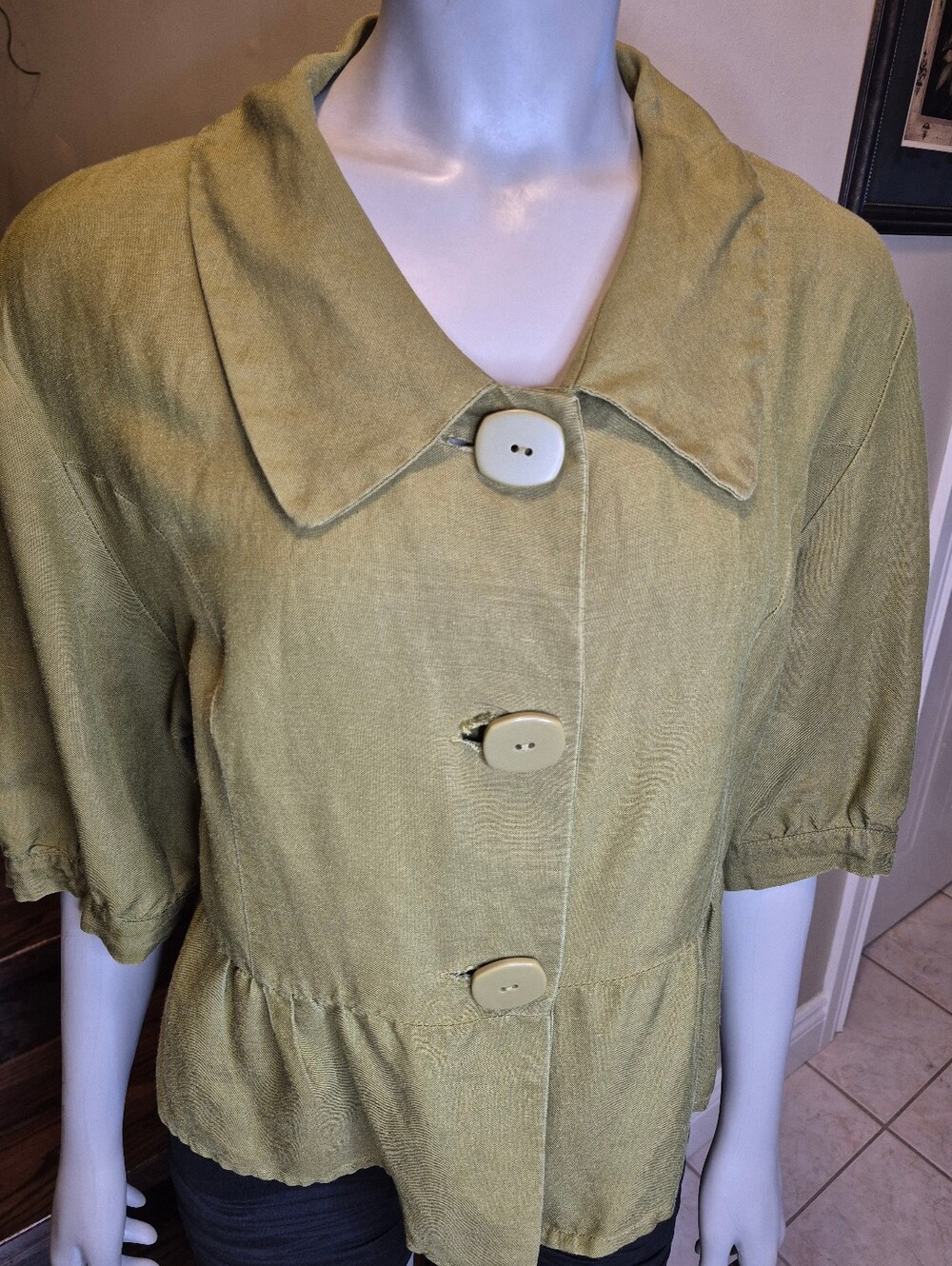 Olive Green Short-Sleeve Button Peplum Jacket
